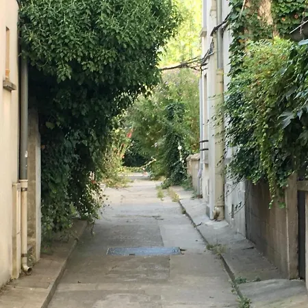 Апартаменты Superbe Duplex Avec Jardin Partage A Menilmontant