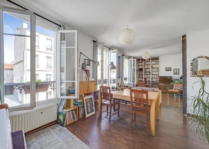 Superbe Duplex Avec Jardin Partage A Menilmontant * Paris